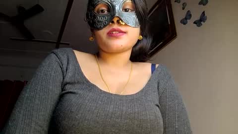 Queen Archana online show from December 8, 2024, 7:00 pm