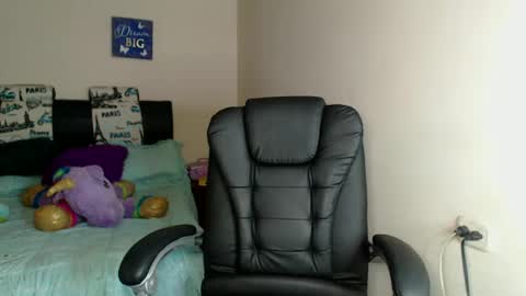 Karina online show from January 24, 2025, 3:43 am