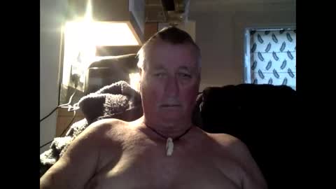 sail_naked online show from January 26, 2025, 4:41 pm