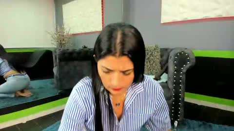 Sailon online show from November 15, 2025, 3:08 pm