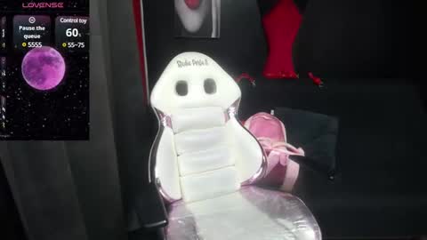 Snapshot of sailor_moon07 chatting on February 9, 2025, 1:55 am sailor online show from February 9, 2025, 1:55 am