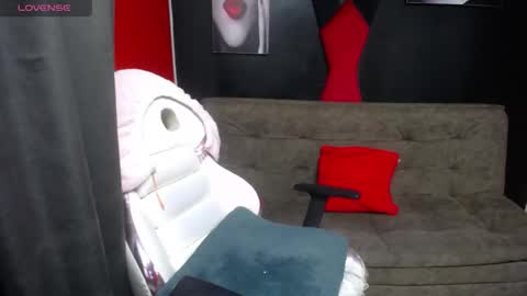 Snapshot of sailor_moon07 chatting on February 14, 2025, 2:50 am sailor online show from February 14, 2025, 2:50 am