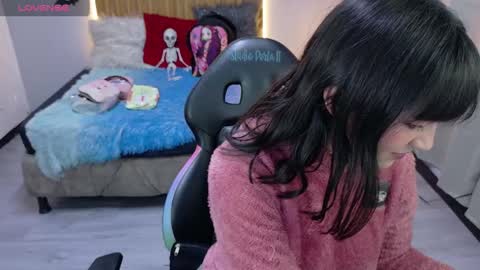 Snapshot of sailor_moon07 chatting on October 10, 2025, 5:28 am sailor online show from October 10, 2025, 5:28 am