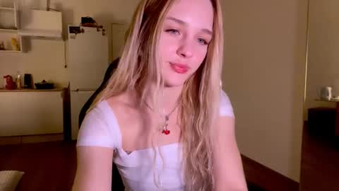 Sofia online show from December 19, 2025, 11:23 pm