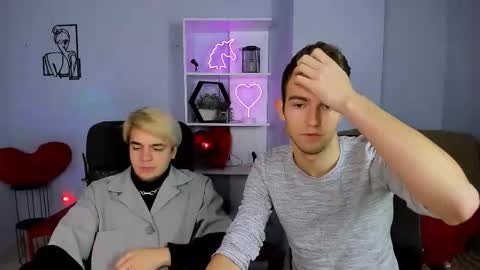 saimon_best online show from November 15, 2025, 6:44 am