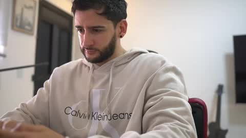 saimon  online show from April 16, 2026, 5:25 pm