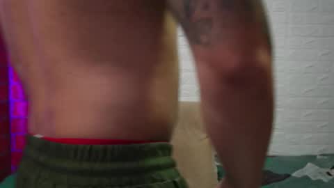 sainix_ online show from November 11, 2025, 2:44 am