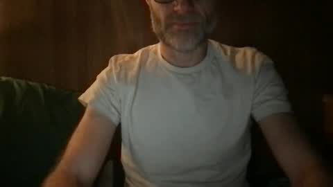 saint009 online show from April 29, 2026, 8:48 pm