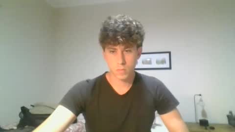 saint_nott online show from December 17, 2025, 3:23 am