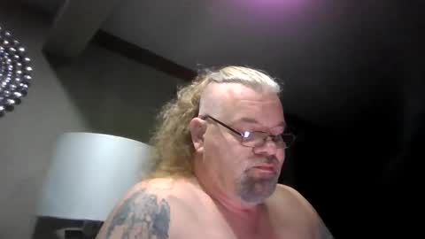 Snapshot of saintbeenadick chatting on April 4, 2026, 12:53 am saintbeenadick online show from April 4, 2026, 12:53 am