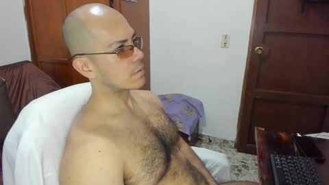 saintedy01 online show from November 9, 2025, 3:21 pm