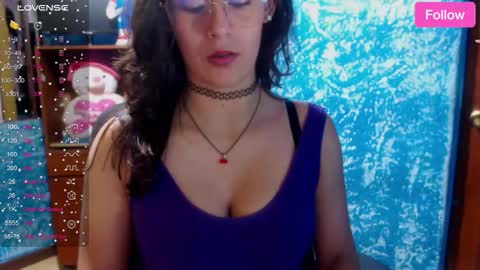 sakura_alek online show from February 3, 2026, 2:32 am