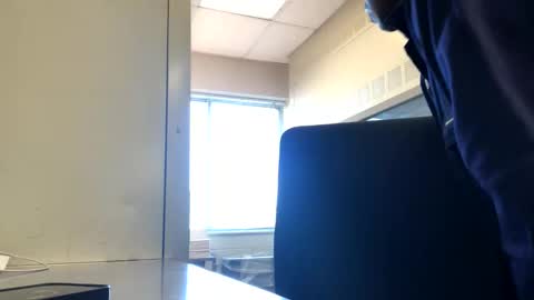 Cum Hanks online show from September 18, 2025, 1:46 pm