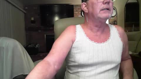 Snapshot of sally______ chatting on May 23, 2026, 2:06 am sally______ online show from May 23, 2026, 2:06 am