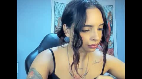 Snapshot of sallymaddoxx chatting on October 3, 2025, 1:02 am sallymaddoxx online show from October 3, 2025, 1:02 am