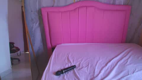 Snapshot of salma_27 chatting on October 4, 2025, 2:26 pm salma_27 online show from October 4, 2025, 2:26 pm