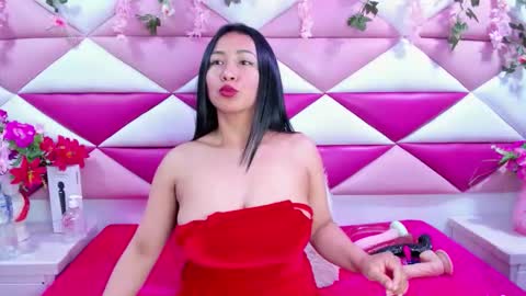 salmasanto online show from November 8, 2025, 2:56 am