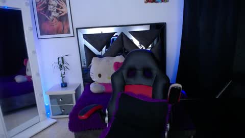 SALO HOT online show from April 8, 2026, 11:16 pm