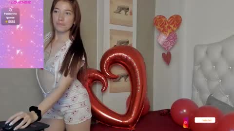 Snapshot of salome_9 chatting on February 14, 2025, 9:53 pm salome online show from February 14, 2025, 9:53 pm