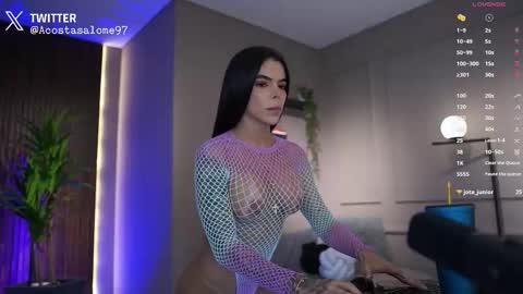 Salome Acosta online show from January 9, 2026, 10:55 pm