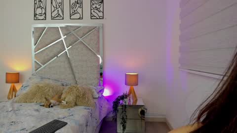 salomedyla online show from January 17, 2025, 3:12 am