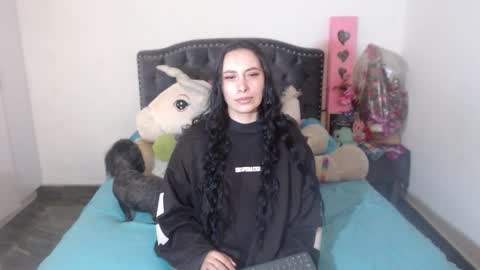 yenny online show from November 26, 2025, 3:51 am