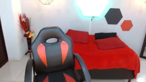 martina online show from March 2, 2025, 3:34 am