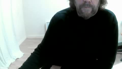 Snapshot of saltimbanquier chatting on December 1, 2024, 4:29 pm Saltimbanquier  Salt  ou  Banquier  online show from December 1, 2024, 4:29 pm