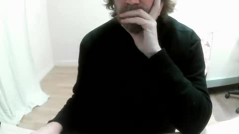 Snapshot of saltimbanquier chatting on December 3, 2024, 8:05 am Saltimbanquier  Salt  ou  Banquier  online show from December 3, 2024, 8:05 am