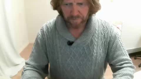 Snapshot of saltimbanquier chatting on December 12, 2024, 12:44 pm Saltimbanquier  Salt  ou  Banquier  online show from December 12, 2024, 12:44 pm