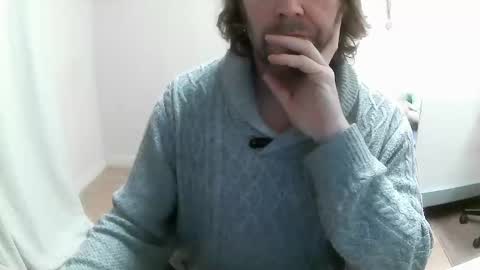Snapshot of saltimbanquier chatting on December 17, 2024, 7:18 am Saltimbanquier  Salt  ou  Banquier  online show from December 17, 2024, 7:18 am