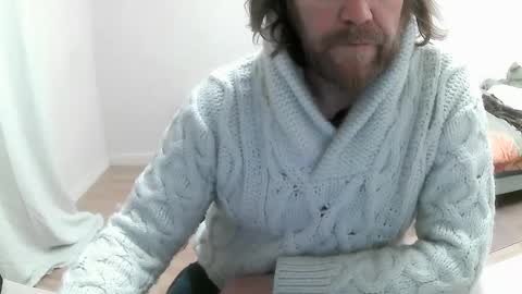 Snapshot of saltimbanquier chatting on February 4, 2025, 11:16 am Saltimbanquier  Salt  ou  Banquier  online show from February 4, 2025, 11:16 am