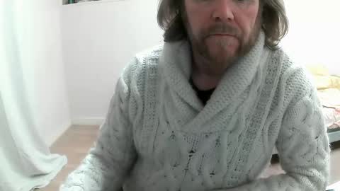 Snapshot of saltimbanquier chatting on February 9, 2025, 12:08 pm Saltimbanquier  Salt  ou  Banquier  online show from February 9, 2025, 12:08 pm