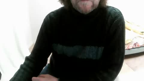 Snapshot of saltimbanquier chatting on February 28, 2025, 2:09 pm Saltimbanquier  Salt  ou  Banquier  online show from February 28, 2025, 2:09 pm