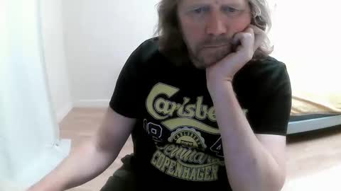 Snapshot of saltimbanquier chatting on September 9, 2025, 3:11 pm Saltimbanquier  Salt  ou  Banquier  online show from September 9, 2025, 3:11 pm