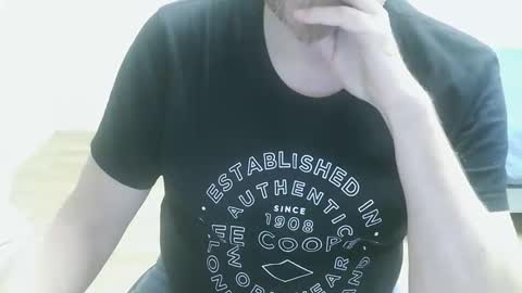 Snapshot of saltimbanquier chatting on September 29, 2025, 12:43 pm Saltimbanquier  Salt  ou  Banquier  online show from September 29, 2025, 12:43 pm