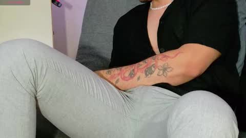 Salvatore online show from February 28, 2026, 1:28 am