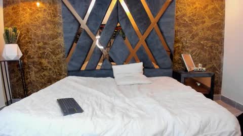 SALVATORE online show from February 22, 2025, 2:30 pm