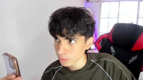 Snapshot of salvatore_monterey chatting on February 11, 2026, 3:50 pm salvatore online show from February 11, 2026, 3:50 pm