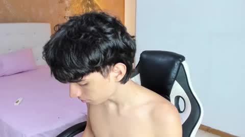 Snapshot of salvatore_monterey chatting on February 18, 2026, 9:33 pm salvatore online show from February 18, 2026, 9:33 pm