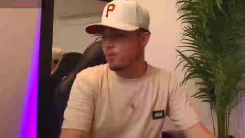 Salvatore  online show from September 29, 2025, 10:14 pm