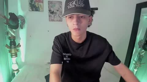 Snapshot of sam__cute chatting on January 14, 2025, 3:11 am sam__cute online show from January 14, 2025, 3:11 am