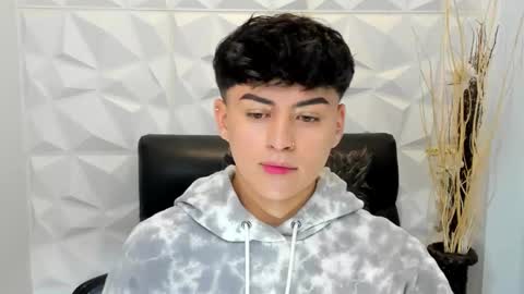 Snapshot of sam_daves_ chatting on January 17, 2026, 12:43 pm Sam online show from January 17, 2026, 12:43 pm