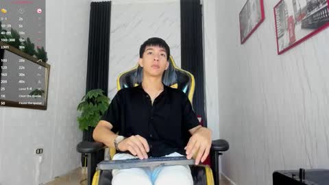 S A M online show from November 10, 2025, 7:46 pm