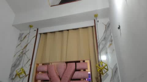 samaelandlilitt online show from November 13, 2025, 9:30 am