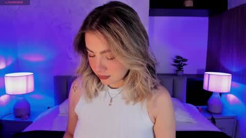 Snapshot of samanta_bone chatting on January 14, 2025, 8:48 pm Samanta online show from January 14, 2025, 8:48 pm