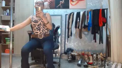 Snapshot of samanta_brownn_ chatting on April 25, 2026, 11:13 am samanta online show from April 25, 2026, 11:13 am