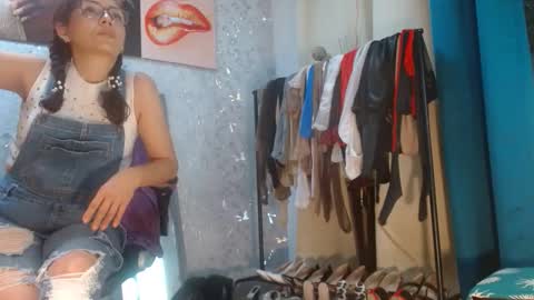 Snapshot of samanta_brownn_ chatting on May 11, 2026, 11:05 am samanta online show from May 11, 2026, 11:05 am