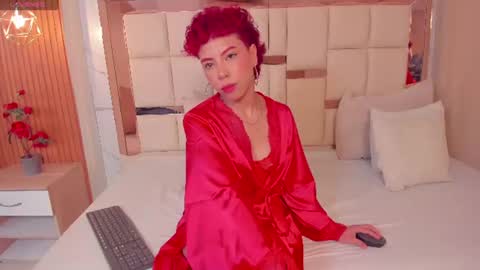 samantha   online show from June 10, 2026, 4:45 am