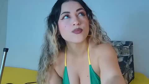 samattaxxx73 online show from November 20, 2025, 10:20 pm